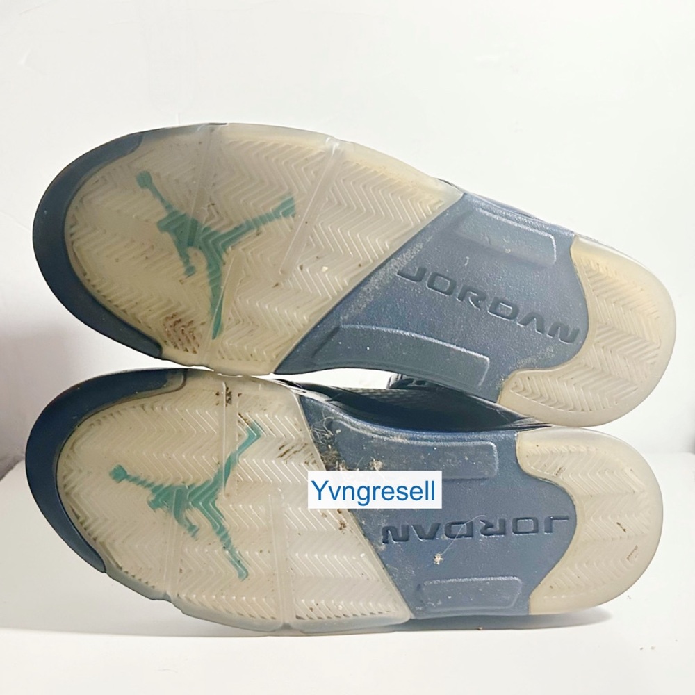 Jordan Brand Retro 5 “Hornets” - Picture 8 of 13